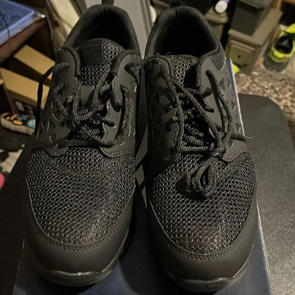 Men’s 11.5 Reebok Sublite Cushion Work | Comp Toe | Athletic Work Shoe | RB4039